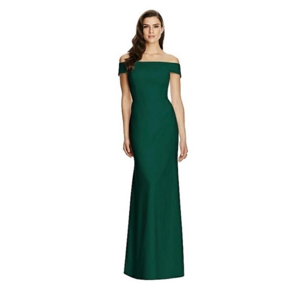 Dessy Collection Women's Green Crepe
Off the Shoulder Criss Cross Back 💕